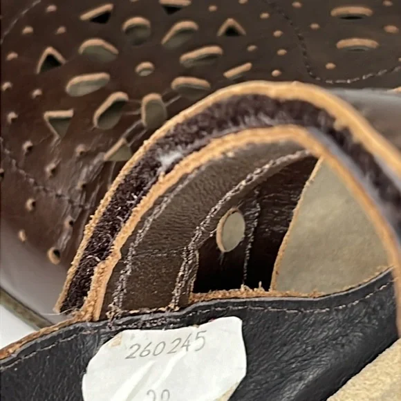 Naot Arataki' Mary Jane Women’s Size 8 - Picture 9 of 15